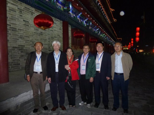 p1010526groupphoto.jpg